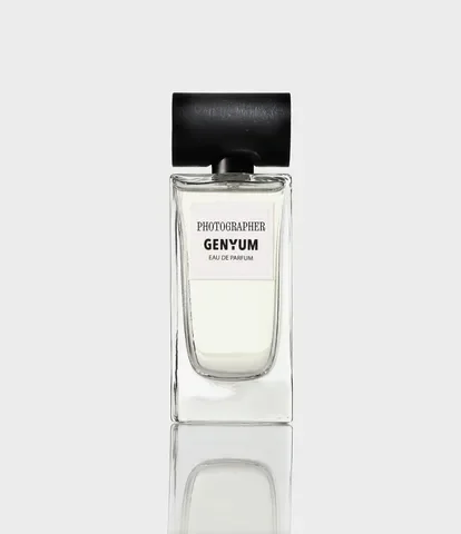 Genyum Photographer perfume bottle