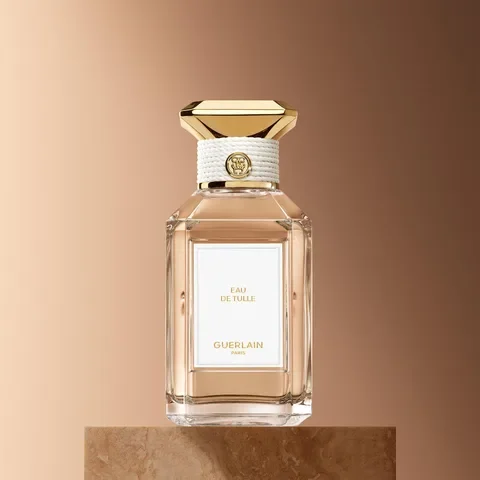 Guerlain Eau de Tulle parfüm şişesi