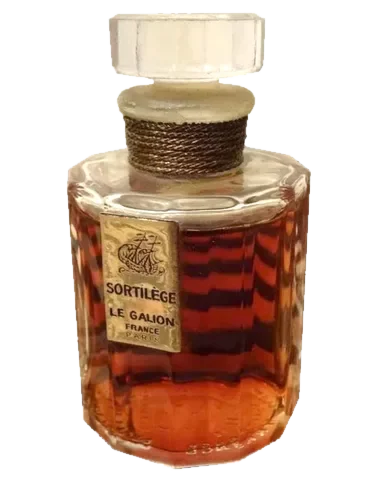 Le Galion Sortilège perfume bottle