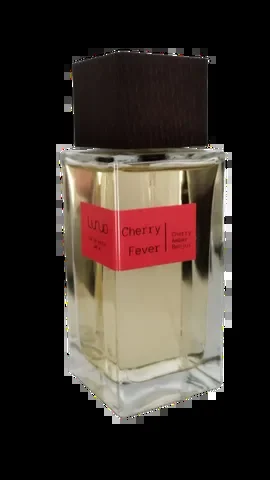 Lunio Cherry Fever parfüm şişesi