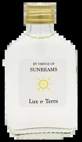 Lux e+ Terra By Virtue of Sunbeams Lux e+ Terra parfüm şişesi